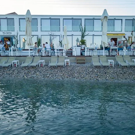 Yali Suites