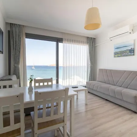 Yali Suites Couette-café